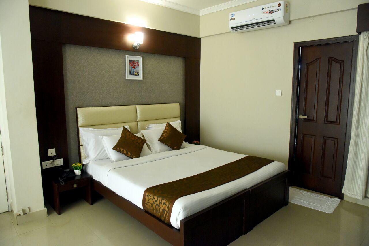 Hotel Pearl International Chennai Esterno foto