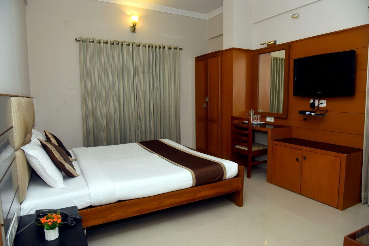 Hotel Pearl International Chennai Esterno foto