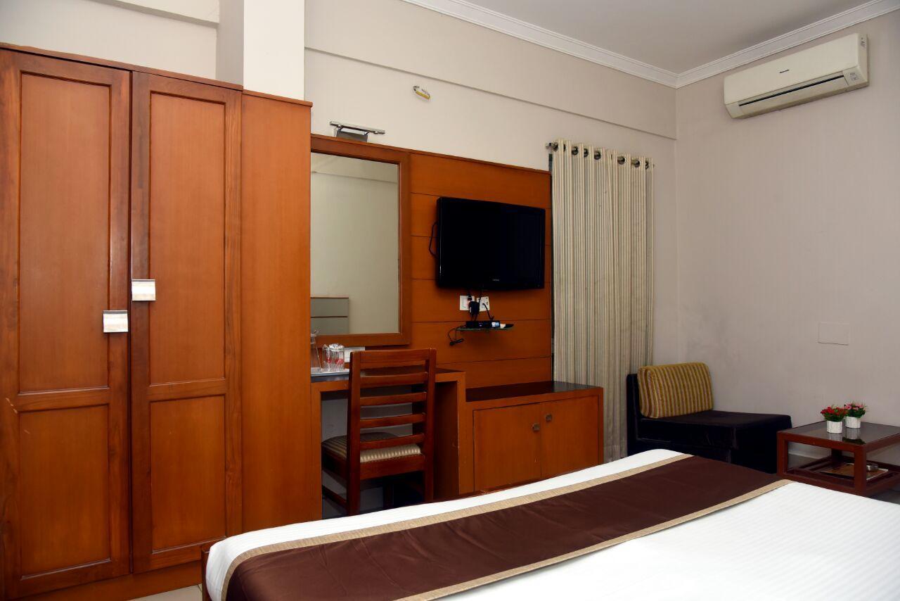 Hotel Pearl International Chennai Esterno foto