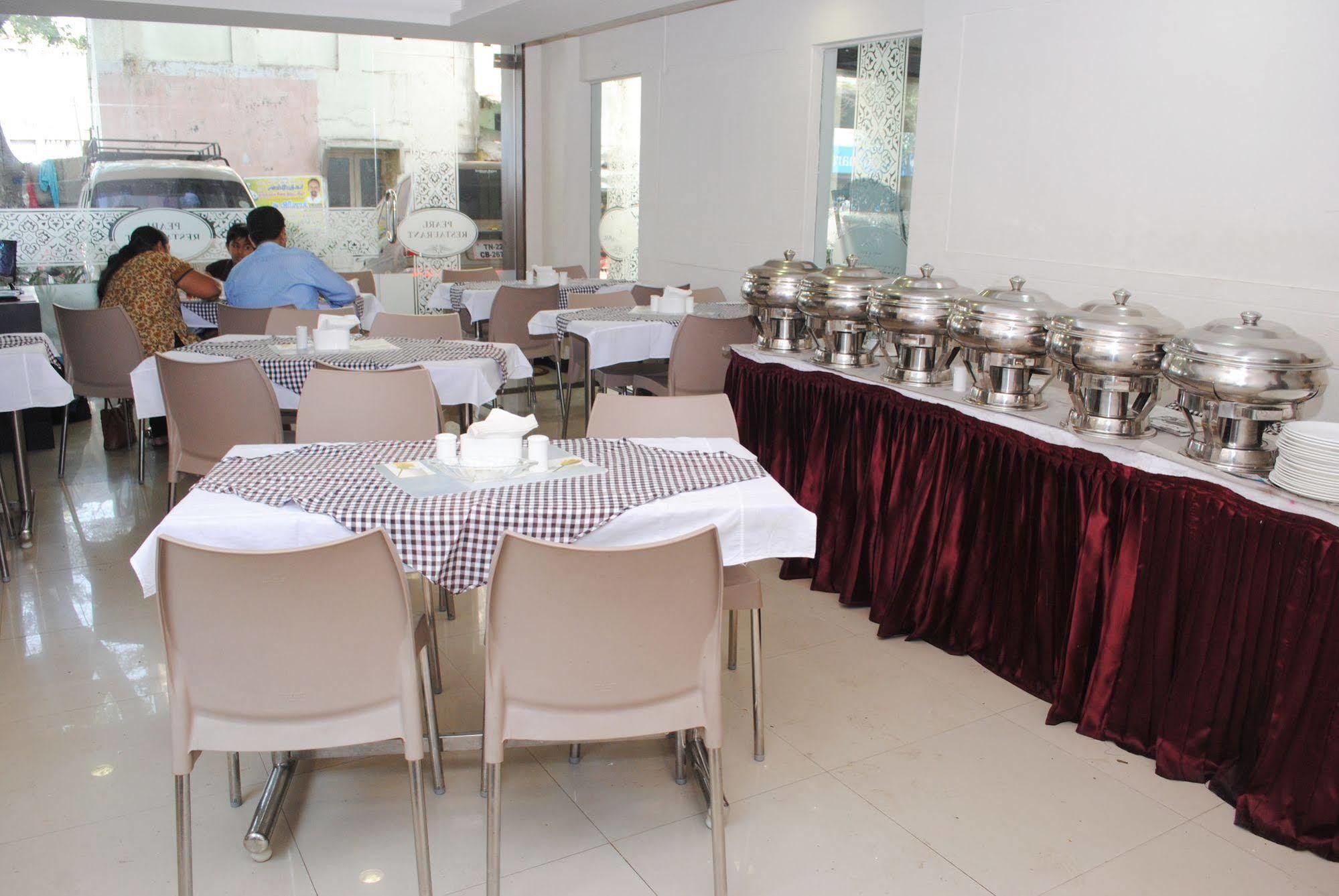 Hotel Pearl International Chennai Esterno foto